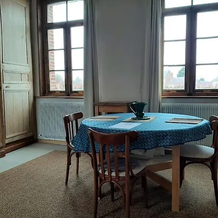 Independant A L'etage *
